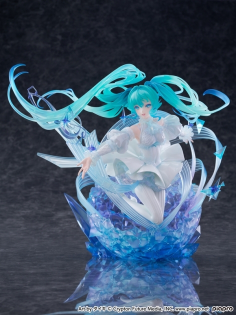 【美少女フィギュア】初音ミク-Crystal Dress Ver.- 1/7 完成品フィギュア
