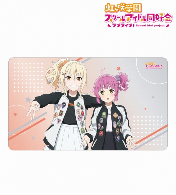 【グッズ-マット】ラブライブ!虹ヶ咲学園スクールアイドル同好会 (ニジガク) arti-mate マルチデスクマット 宮下 愛&天王寺 璃奈 描き下ろし おそろいコーデver. vol.2【アニメイト限定】
