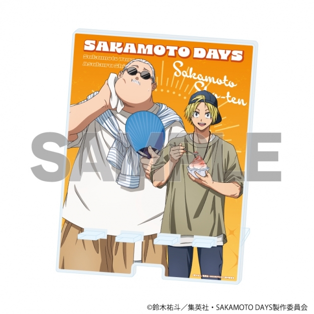 【グッズ-スタンドポップ】SAKAMOTO DAYS デカスマキャラスタンド01/坂本太郎&朝倉シン 夏私服ver.(描き下ろしイラスト)