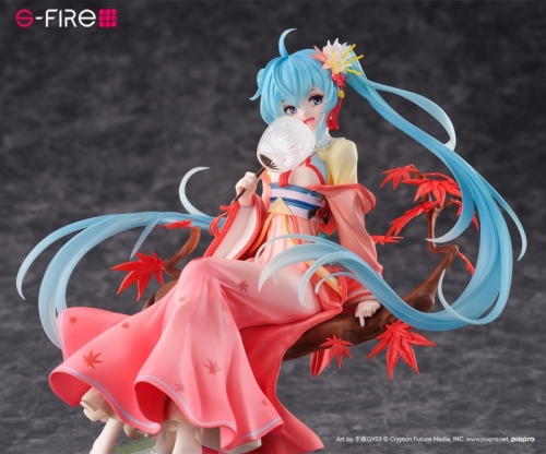 美少女フィギュア】初音ミク 月西江 完成品フィギュア | アニメイト