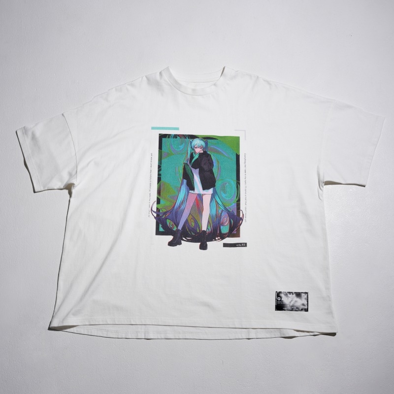 【グッズ-Tシャツ】初音ミク 八三イラスト半袖Tシャツ (ホワイト)【CHORD】