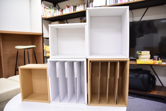 収納box アニメイトオンライン限定販売 B6コミック収納box 連結機構付 茶 アニメイト