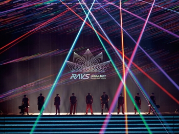 DVD】Snow Man/Snow Man Dome Tour 2024 RAYS＜初回盤＞【DVD 3枚組 