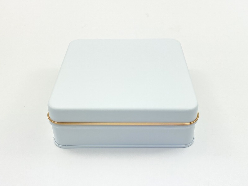 【グッズ-小物入れ】ノンキャラオリジナル カラフル缶ケース ミルク スクエアタイプ