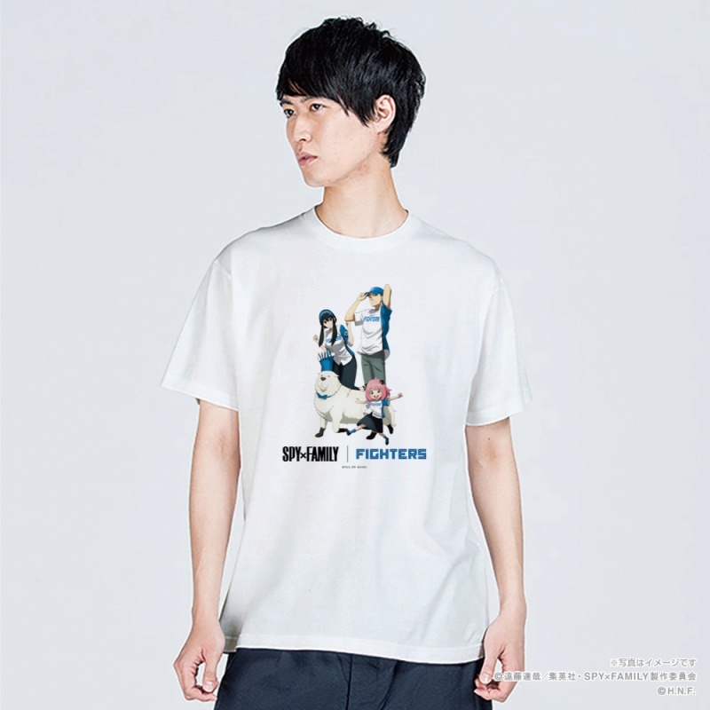 グッズ アパレル キャラクターアイテム グッズ Tシャツ Spy Family プロ野球コラボ 北海道日本ハムファイターズ フォージャー家 Tシャツ ホワイト Sサイズ アニメイト