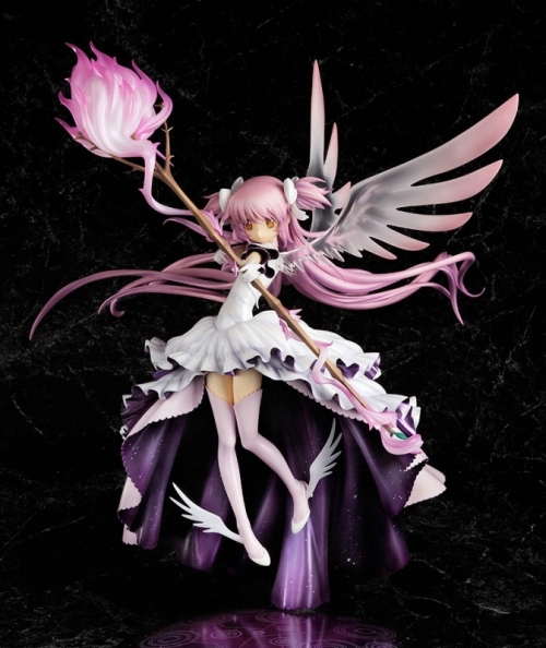 美少女フィギュア】魔法少女まどか☆マギカ アルティメットまどか 1/8