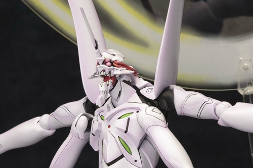 プラモデル ヱヴァンゲリヲン新劇場版 エヴァンゲリオン第13号機 疑似シン化第3 形態 推定 再販 アニメイト