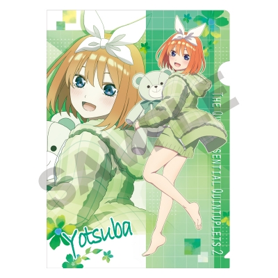 【グッズ-クリアファイル】五等分の花嫁∬ シングルクリアファイル 四葉 ぬいぐるみ抱っこ