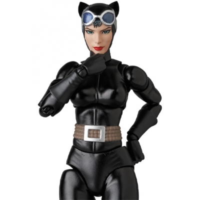 【アクションフィギュア】MAFEX CATWOMAN(HUSH Ver.)【再販】