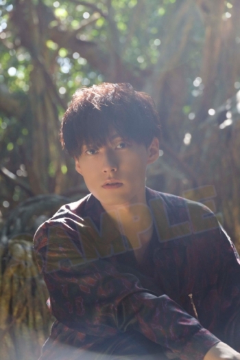 写真集】増田俊樹写真集「Re」 | アニメイト