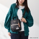 【グッズ-バッグ】ジョジョの奇妙な冒険スターダストクルセイダース 【ジョジョの奇妙な冒険×OUTDOOR PRODUCTS】イギーモチーフミニショルダー ODJO01【再販】の画像