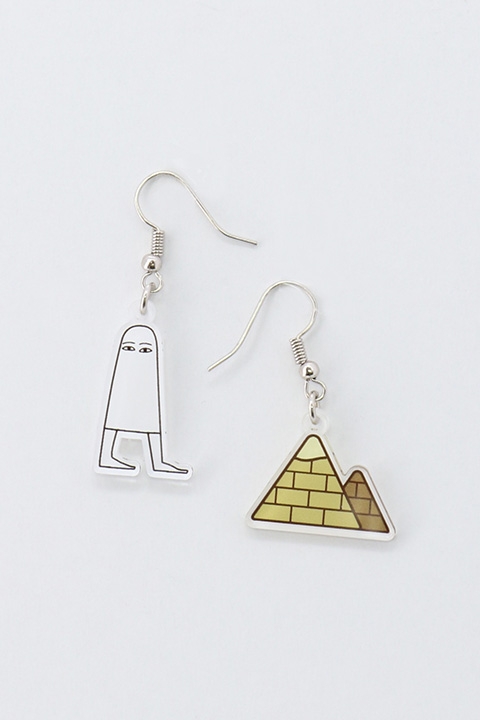 その他 > コスプレ > 【グッズ-ピアス】メジェド様 アクリルピアス 
