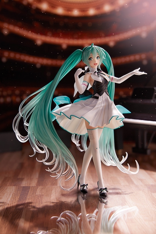 美少女フィギュア キャラクター ボーカル シリーズ01 初音ミク 初音ミクシンフォニー 19ver 1 8 完成品フィギュア アニメイト