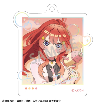 【グッズ-キーホルダー】映画「五等分の花嫁」 オーロラ箔押しキーホルダー 中野五月 バブルガン