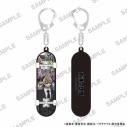 【グッズ-キーホルダー】TVアニメ『ガチアクタ』 スケボーキーホルダー 黒スーツVer. ザンカの画像