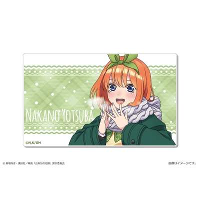 【グッズ-バッチ】映画「五等分の花嫁」 プレートバッジ Ver. Winter snow 04 中野四葉