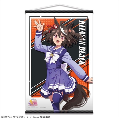 【グッズ-タペストリー】TVアニメ『ウマ娘 プリティーダービー Season 3』 B2タペストリー デザイン01(キタサンブラック/制服ver.)【描き下ろし】