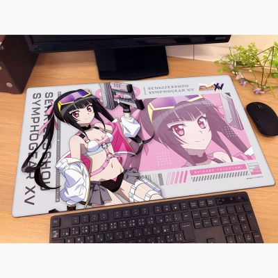 【グッズ-デスクマット】戦姫絶唱シンフォギアXV 描き下ろしラバーマット(調/サイバーミリタリー)