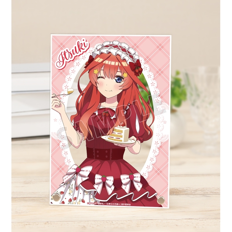 【グッズ-置きもの】五等分の花嫁＊ 描き下ろし 中野五月 ショートケーキイメージコーデver. A5アクリルパネル【アニメイト先行販売】