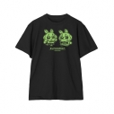【グッズ-Tシャツ】ずんだもん 大川ぶくぶさんイラスト 夏セーラー服ずんだもん&冬服ずんだもん スクールver. Teeユニセックス(サイズ/XL)の画像
