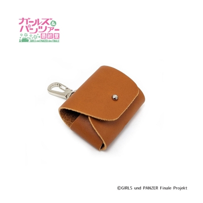 【グッズ-小物入れ】ガールズ&パンツァー レザーAirPodsケース(ボコ)