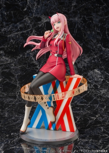 美少女フィギュア】ダーリン・イン・ザ・フランキス ゼロツー 1/7 完成 