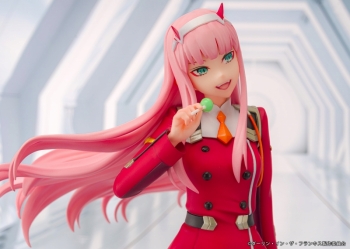 美少女フィギュア】ダーリン・イン・ザ・フランキス ゼロツー 1/7 完成