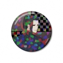 【グッズ-バッチ】TVアニメ『東京喰種トーキョーグール:re』 描き下ろし ウタ 戦う背中ver. 75mmホログラム缶バッジの画像