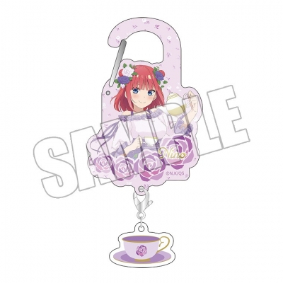 【グッズ-キーホルダー】五等分の花嫁∽ ミニチャーム付きカラビナアクリル<五つ子のティーパーティー 二乃>