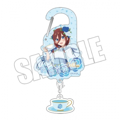 【グッズ-キーホルダー】五等分の花嫁∽ ミニチャーム付きカラビナアクリル<五つ子のティーパーティー 三玖>