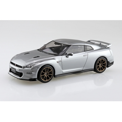 【プラモデル】楽プラ スナップキット No.3-UM ニッサン R35 NISSAN GT-R 2024(アルティメイトメタルシルバー) 1/32