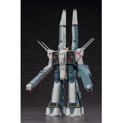 【プラモデル】SDF-1 マクロス艦 強攻型 w/プロメテウス & ダイダロス 1/4000【再販】