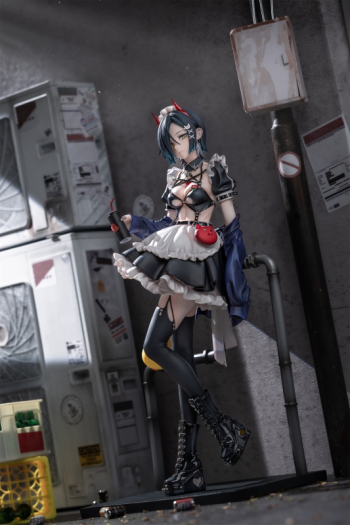 美少女フィギュア】アズールレーン ウルリッヒ・フォン・フッテン 